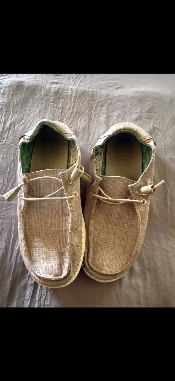 Hey Dude Wendy Chambray Size W7 Beige Slip-On Casual Shoes